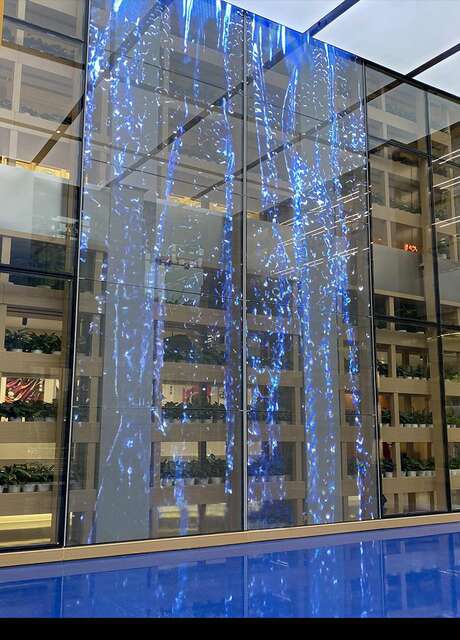 Transparent Screen Led Full Color Display Led Crystal Film Screen Glass Curtain Wall High Light Transmittance Screen Flexible Screen Manufacturer detail 4