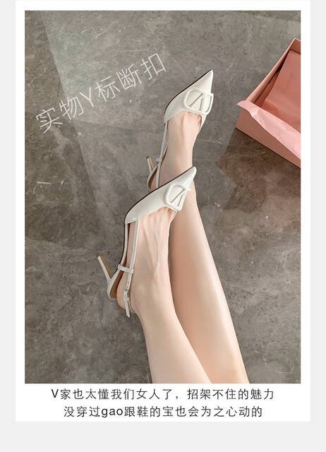 High-End V-Brand Nude Patent Leather High-Heeled Shoes for Women, Summer 2026, Closed-Toe Stiletto Sandals, Pointed Toe French V-Buckle Single Shoes detail 11
