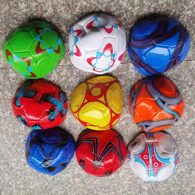 Wholesale Machine-Sewn Pvc/Pu No. 4 Football No. 5 Adult Primary and Secondary School Students and Kidsren Training Wear-Resistant and Kick-Resistant Competition Football