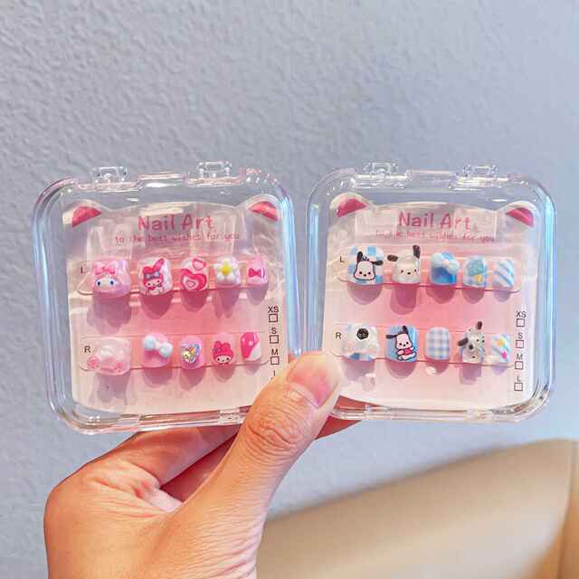 Sanrio Cute Children's Nail Stickers Cartoon Pink Wearable Nails with Adhesive Self-Adhesive Nail Accessories Nail Art Stickers detail 10