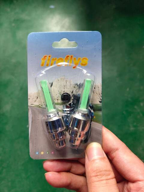 Bicycle tire valve core light valve light mountain bike hot wheel children's bicycle colorful warning atmosphere light detail 1