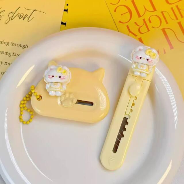 High-value cute kitty art knife hand account cutting paper mini express box opening artifact portable sharp small size detail 5