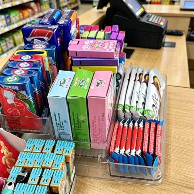 Convenience Store Desktop Storage Box Supermarket Tiered Cigarette Display Rack Chewing Gum Acrylic Transparent Shelf detail 6