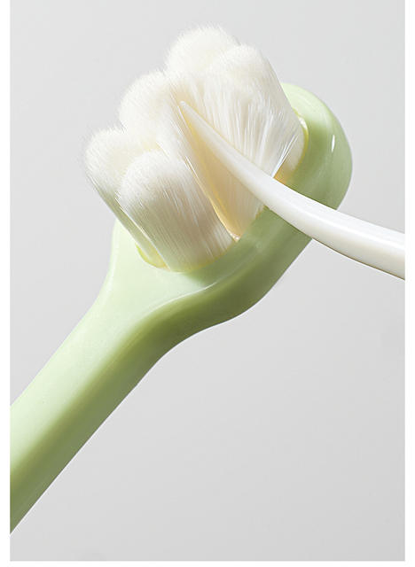 Betis Kidsren's Soft-Bristled Toothbrush for Babies, Special for 0-1 to 3 Years Old Infants and Young Kidsren Oral Cleaning Milk Toothbrush detail 12