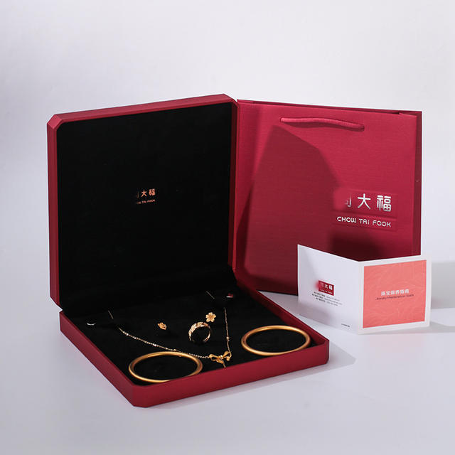 Chow Tai Fook Style Octagonal Jewelry Box, Red Leatherette Paper, Fashionable and High-End Gift Packaging for Wedding Gifts, Ring Box detail 3