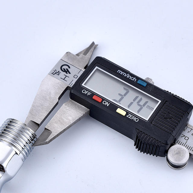 Factory wholesale direct supply copper with lock tsim nozzle faucet anti-theft nozzle 4 points with key small faucet detail 5