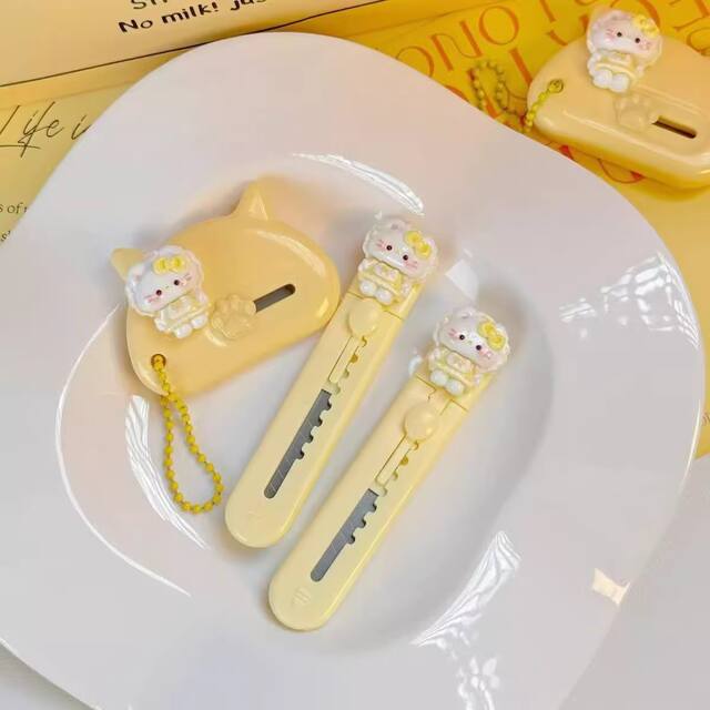 High-value cute kitty art knife hand account cutting paper mini express box opening artifact portable sharp small size detail 6