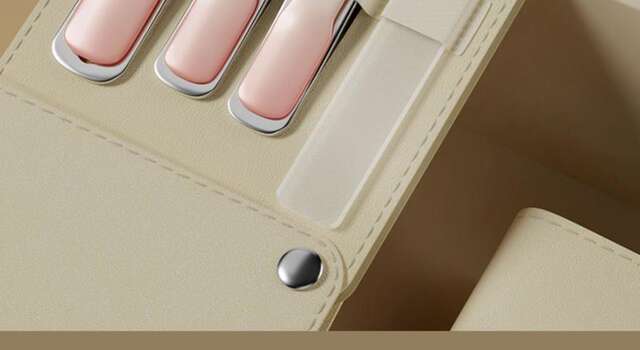 Gradient Nail Clipper Rotary Set Nail Clippers Set Large and Small Angled Nail Clippers detail 2