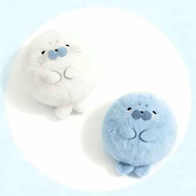 Super Cute and Adorable Seal No. 4 Gray Plush Pendant, Same Style as on Xiaohongshu, Cartoon Plush Pendant Decoration detail 7