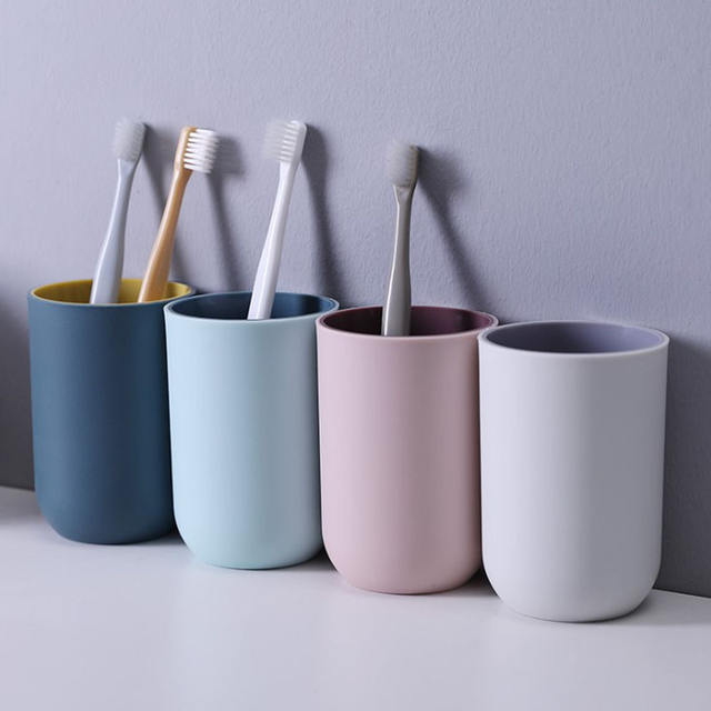 Japanese-style simple wash cup household brushing mouthwash Cup plastic two-color thickened Cup couple toothbrush cup wholesale
