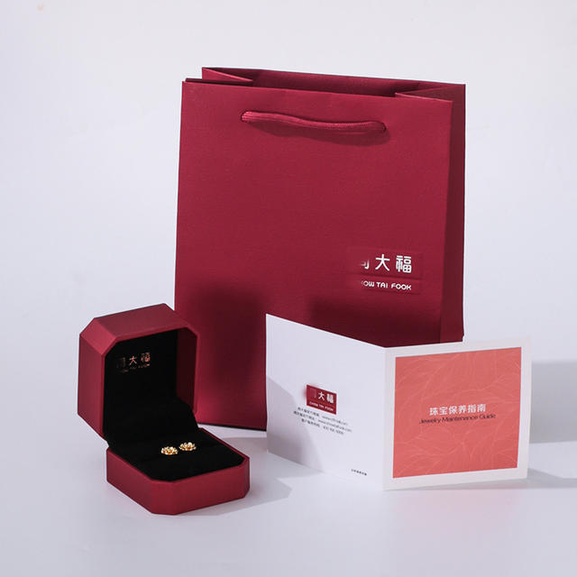 Chow Tai Fook Style Octagonal Jewelry Box, Red Leatherette Paper, Fashionable and High-End Gift Packaging for Wedding Gifts, Ring Box detail 5