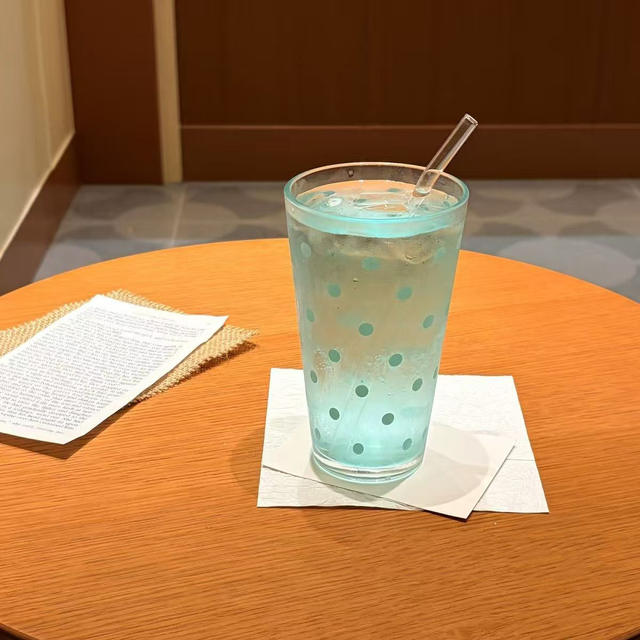 Free Shipping Polka Dot Water Cup with Straw Lid Ins Style Cartoon Kitten Glass Cup Coffee Cold Drink Cup Gift Cup detail 8