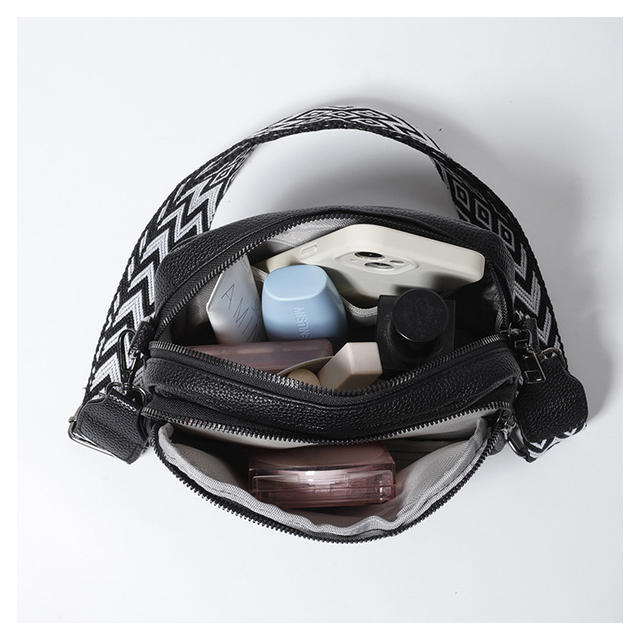 Cross-Border Hot-Selling Women's Bags 2025 New Style Simple and Fashionable Single Shoulder Crossbody Small Square Bag with Wide Shoulder Strap Casual Bag Bags detail 9