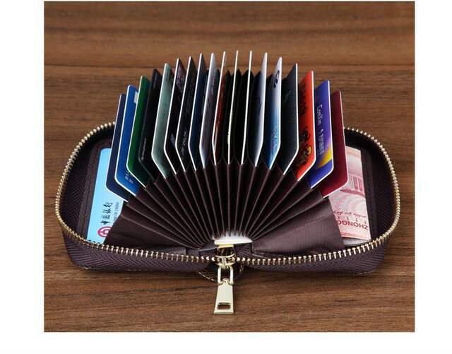 Anti-Degaussing Card Holder for Women, High-End, Large Capacity, Multiple Card Slots, Credit Card, Driver's License, Business Card Holder, Anti-Theft Bank Card Holder detail 6
