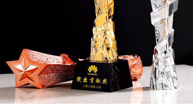 New Resin Trophy Customized for Singing and Dancing Competitions, Creative Five-Pointed Star, Thumbs-Up, Outstanding Employee, Children's Champion detail 4