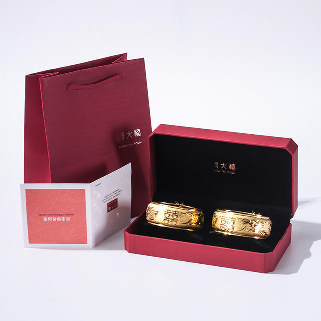 Chow Tai Fook Style Octagonal Jewelry Box, Red Leatherette Paper, Fashionable and High-End Gift Packaging for Wedding Gifts, Ring Box detail 1