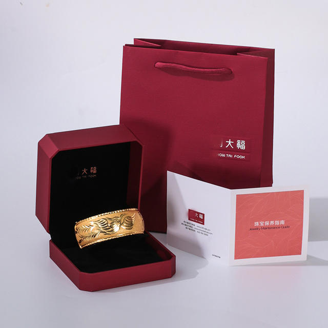 Chow Tai Fook Style Octagonal Jewelry Box, Red Leatherette Paper, Fashionable and High-End Gift Packaging for Wedding Gifts, Ring Box detail 9