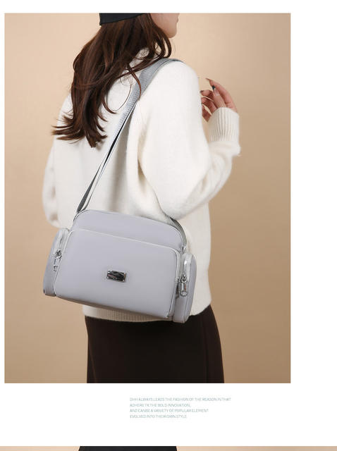 Factory Direct Sales Fashion Women's Bag Wholesale New Nylon Shoulder Crossbody Bag Large Capacity High Appearance Lightweight Mother Bag detail 10